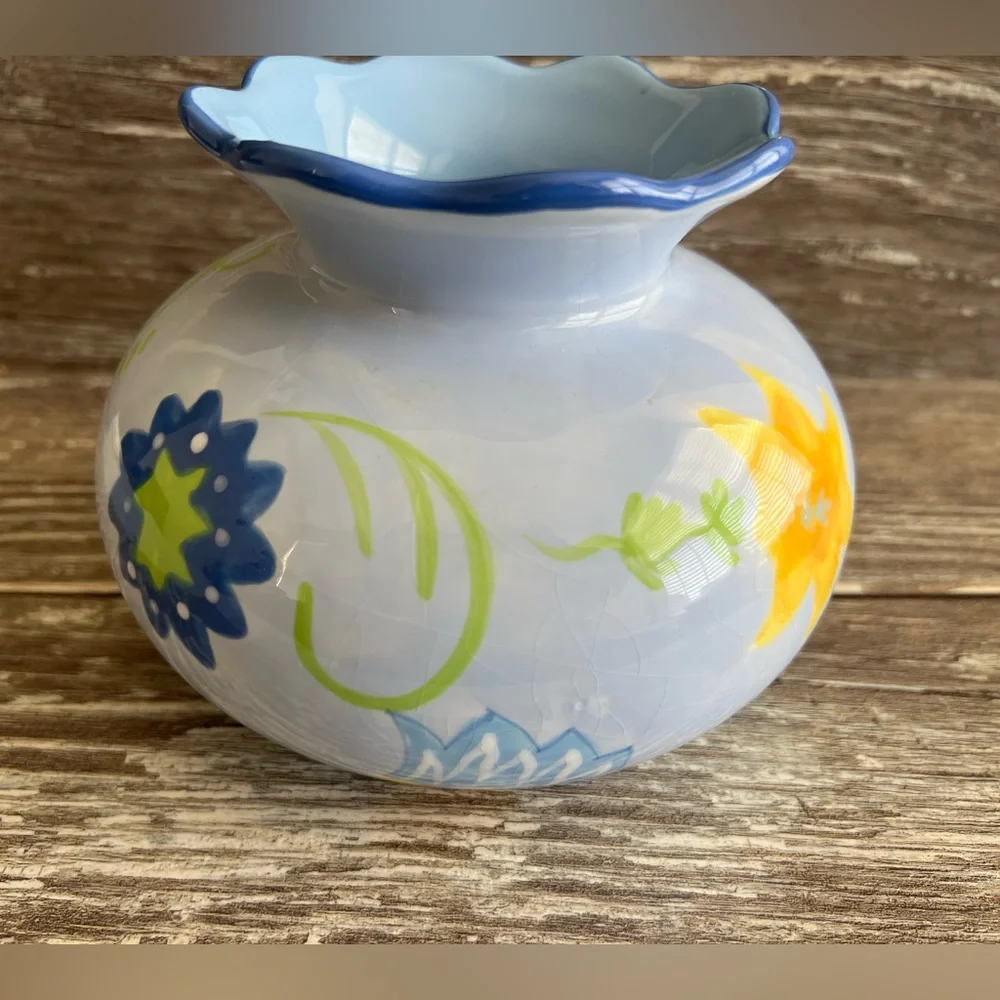 Kimberly Hodges Hallmark Floral Ceramic Vase with Blue‎ and Green Accents Spring